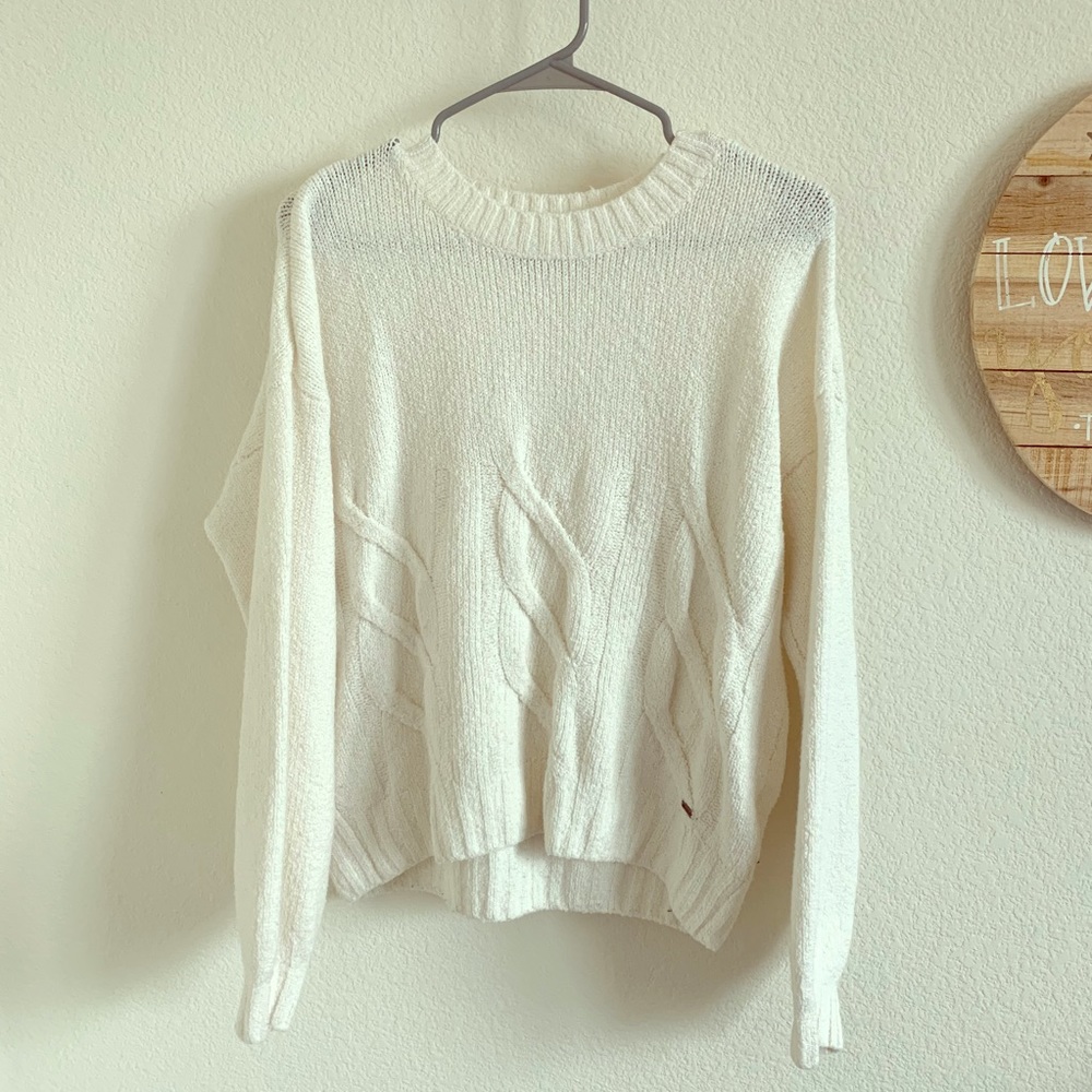 Hollister white sweater Size M